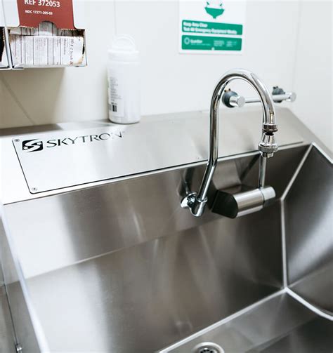 Stainless Scrub Sinks Skytron Llc