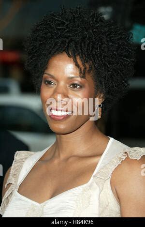 KIM WAYANS JUWANNA MANN WORLD FILM PREM GRAUMANN S CHINESE THEATRE