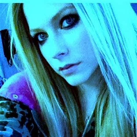 Avril Lavigne Youtube