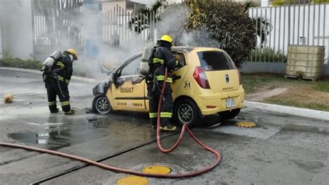 Conductor De Taxi Por Poco Termina Incinerado Cuando Se Incendi El