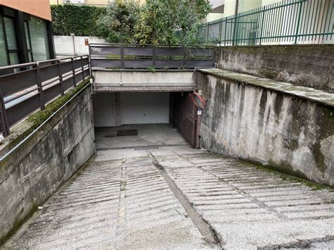 Garage Box Via Bartolomeo Malfatti Trento Rif