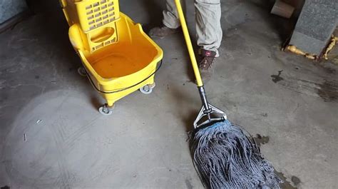 How To Clean Dusty Concrete Basement Floor Flooring Tips