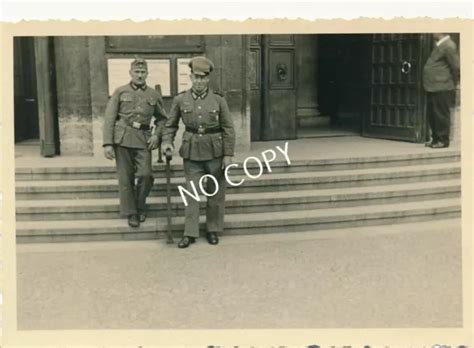 FOTO WK II Offiziere Soldaten vor dem Deutschen Museum in München D1 51