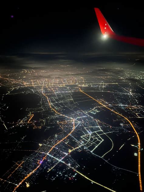 night view from plane | Night skies, Jet li, Views