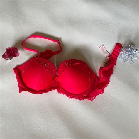 Intimates And Sleepwear 36b Victoria Secret Bra Poshmark