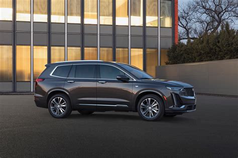 2020 Cadillac Xt6 Revealed Ahead Of 2019 Detroit Auto Show Digital Trends