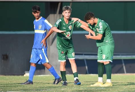 Galvez goleia e fica 2ª vaga do grupo C nas quartas do Acreano Sub