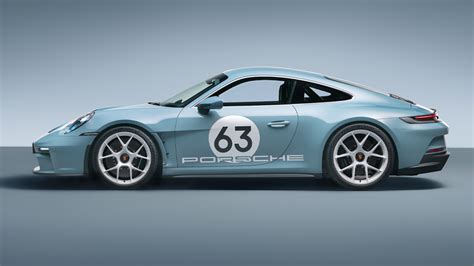 New Porsche 911 S/T revealed: price and specs | Carwow