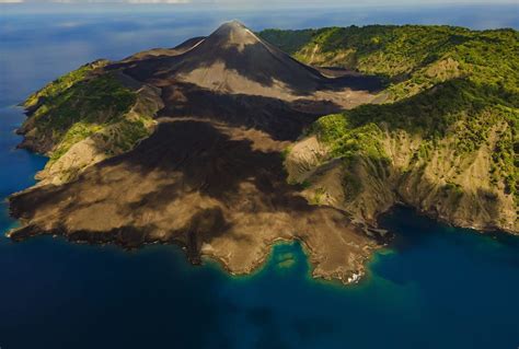 Barren Island Indias Lone Volcano And Its Adjacent Underwater World