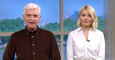 This Morning Viewers Distracted By Holly Willoughbys Out Of Character