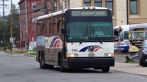 New Jersey Transit 2001 Mci D4000 7554 On The 317 Lexington Avenue