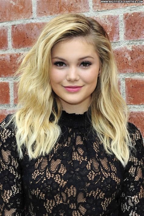 Olivia Holt No Source Sexy Celebrity Posing Hot Babe Beautiful