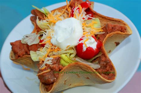 Taco Salad Bowls Recipe What S Cookin Italian Style Cuisine