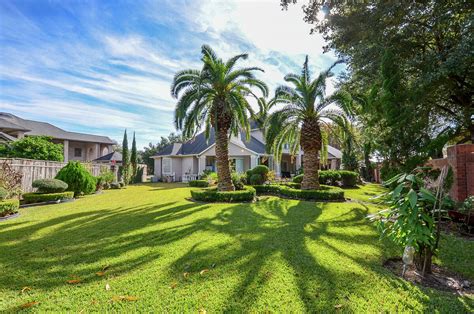 NBA legend Charles Barkley's former Sugar Land house for sale