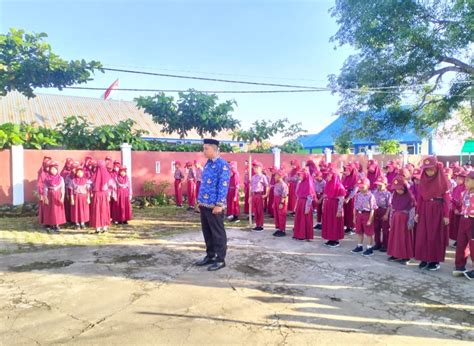 Peeingati Hardiknas Upt Spf Sdn Parinring Makassar Gelar Upacara