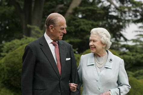 Were Queen Elizabeth II and Prince Philip Cousins? Family Tree ...