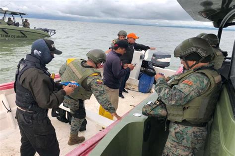 Fuerzas Armadas Decomisan Armas En El Golfo De Guayaquil