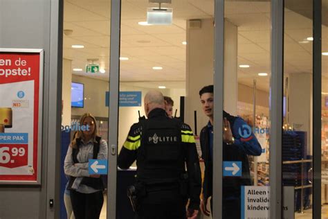 Overval Op Supermarkt Hoogvliet Levendaal In Leiden