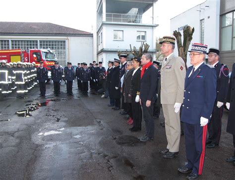 Hommage Des Pompiers De La Vienne Leurs Coll Gues D C D S