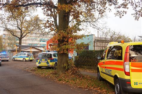 Reportnet De Amt Friesack Gro Einsatz Der Polizei Wegen Schl Gerei