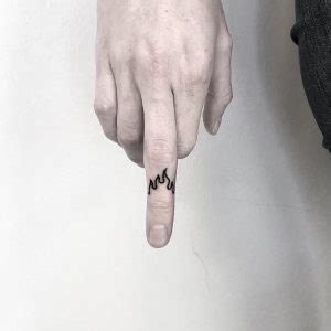 Tiny Dot Tattoos On Fingers Tattoogrid Net