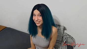 Encontré a mi hermanastra en un sitio web porno XVIDEOS