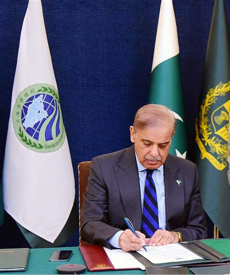 Prime Minister Muhammad Shehbaz Sharif Signing Joint Declaration And