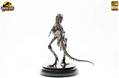 T-Rex Skeleton – Bronze (Jurassic Park / Fantasy / Movie) – Time to collect