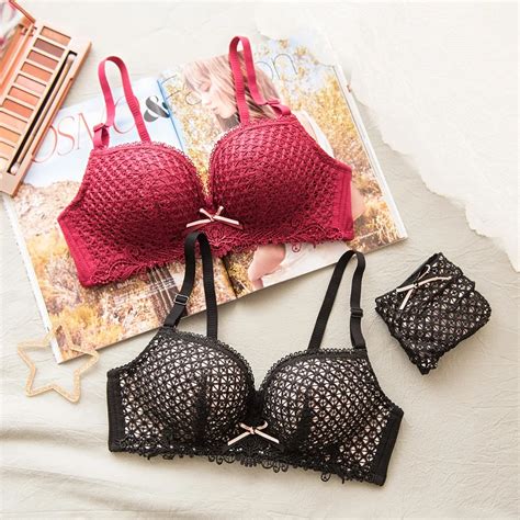 Lace Small Cup Bra Set Push Up Seamless Bralette Lingerie 2018 New Embroidery Women Sexy