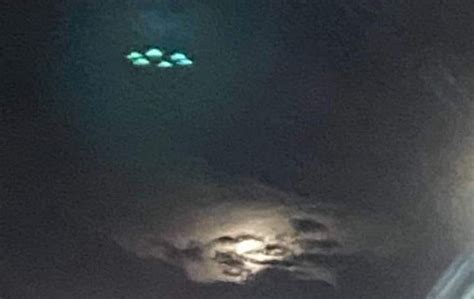 OVNI en el Edomex Aparecen extrañas luces en el cielo de Valle de