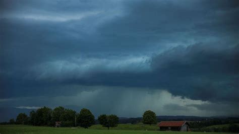 Gefahr für Leib und Leben Experten warnen vor Unwetter