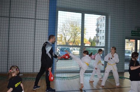 Liga Taekwondo Olimpijskiego Weso Ek Klub Sport W Walki Tae