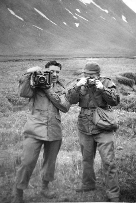 34 Best Combat Cameraman Images World War Two Wwii Vintage Cameras