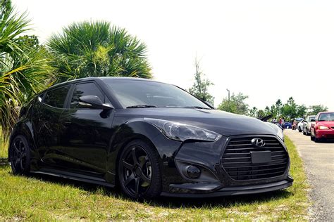 2016 Hyundai Veloster Turbo Black - Draw-jergen