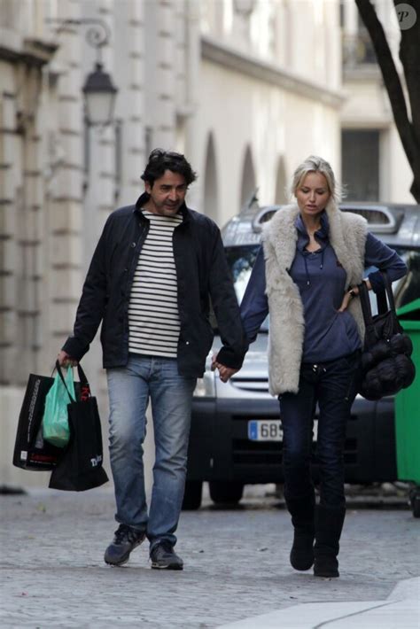 Photo Exclusif Adriana Karembeu et son compagnon André Ohanian dans