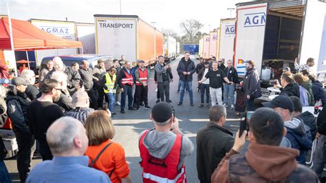 Protest Der Lkw Fahrer Wo Arbeitnehmerrechte Mit F En Getreten Werden