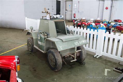 Pedal Cars The Jaguar Land Rover Collection Brightwells Au Flickr