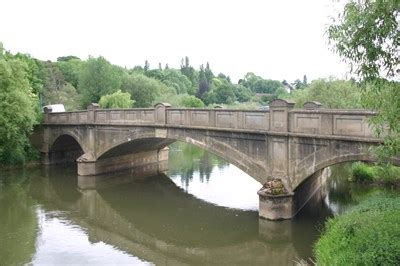 Pershore Bridge - Arch Bridges on Waymarking.com