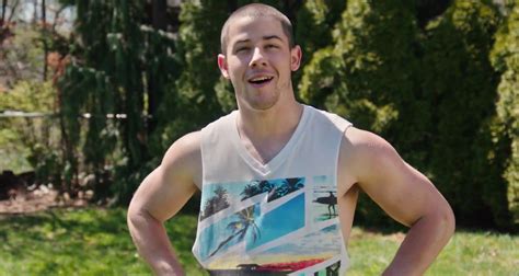 Nick Jonas Shows Off Major Muscle In ‘saturday Night Live Skit Julia