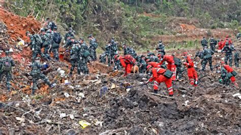 Encontraron Una De Las Cajas Negras Del Avión Que Se Estrelló En China