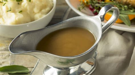 Make Ahead Turkey Gravy - Holiday Recipes - LGCM