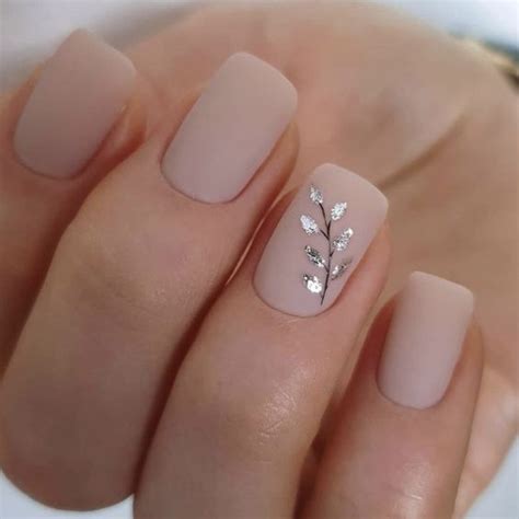 4 Nail Art Designs For The Nude Shade Lovers Threads WeRIndia