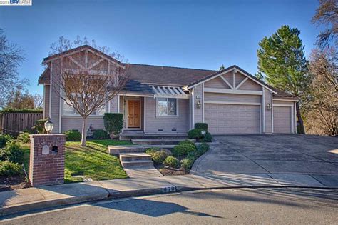 470 Malaga Way Pleasant Hill Ca 94523 Mls 40812166 Redfin