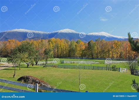 Mount Washington Stock Image Image Of Fall Farm Travel 6672855