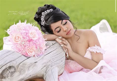 Pin By Silvan A On Alr In Quinceanera Photography Quince