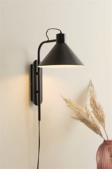 COLMAR Vegglampe Svart Belysning Jotex