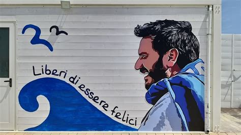 La Terrazza Tutti Al Mare Compie Sei Anni Un Murale Per Ricordare