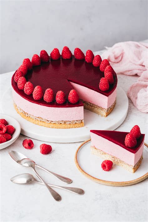 Bavarois Framboise Croustillant Chocolat Blanc Lilie Bakery