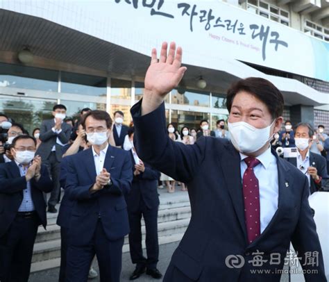 권영진 `내년 총선 대구 달서구병 출마현역 의원 교체해야` 매일신문