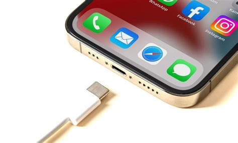 Leaked Photos Claim To Show Iphone Usb C Connector Idrop News